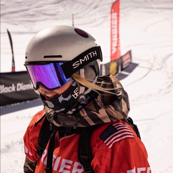 Meet your Posher, Delila - Picture 1 of 1